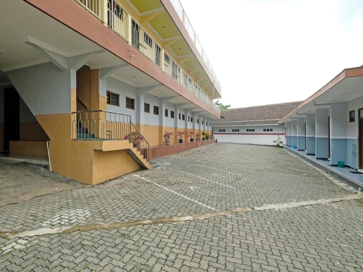 Collection O 91914 Hotel Citra Dewi 2 Int'S Semarang Dış mekan fotoğraf
